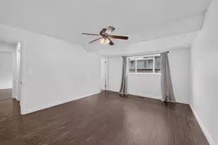2220 E Murray Holladay Rd S, Holladay, UT 84117 - Photo 17
