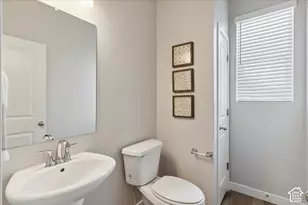 1037 W Motor Vu Dr S, Riverdale, UT 84405 - Photo 17