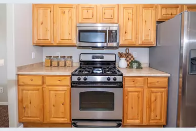 6643 W Ivy Gable Dr, West Jordan, UT 84081 - Photo 11