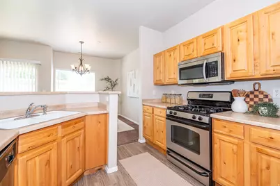 6643 W Ivy Gable Dr, West Jordan, UT 84081 - Photo 13