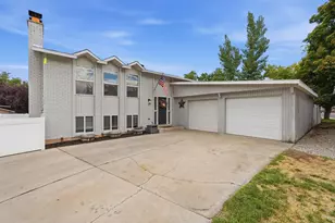 914 W 2600 N, Clinton, UT 84015 - Photo 1