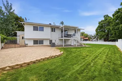 914 W 2600 N, Clinton, UT 84015 - Photo 27