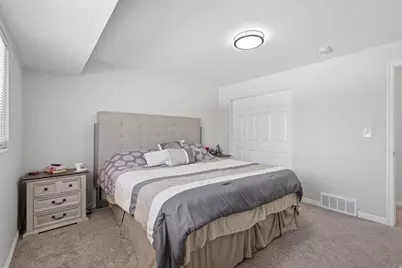 914 W 2600 N, Clinton, UT 84015 - Photo 13