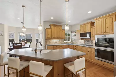 5352 N Horseshoe Dr, Stansbury Park, UT 84074 - Photo 17