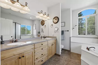 5352 N Horseshoe Dr, Stansbury Park, UT 84074 - Photo 29