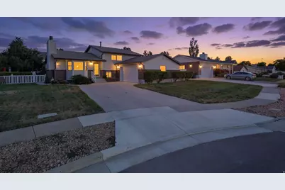 5386 S Clover Meadow Dr, Murray, UT 84123 - Photo 3