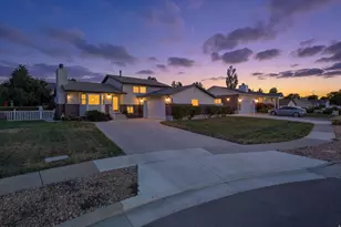 5386 S Clover Meadow Dr, Murray, UT 84123 - Photo 3