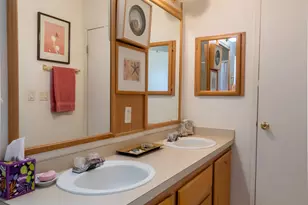 762 W Monte Hermosa, Taylorsville, UT 84123 - Photo 19