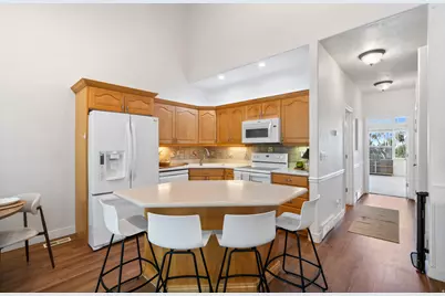 41 E 2200 S, Bountiful, UT 84010 - Photo 3