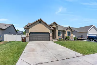 4613 E Bridleway Rd, Eagle Mountain, UT 84005 - Photo 3