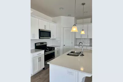 1792 N Festive Way, Saratoga Springs, UT 84045 - Photo 5