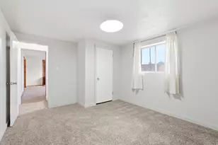 666 W 725 N, Clearfield, UT 84015 - Photo 17