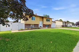 666 W 725 N, Clearfield, UT 84015 - Photo 29