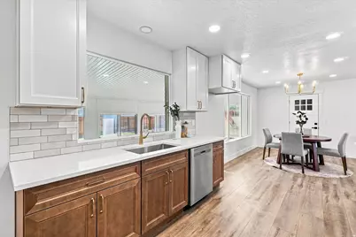 19 E 5878 S, Murray, UT 84107 - Photo 9