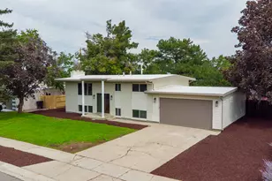 2085 E Castle Hill Ave, Cottonwood Heights, UT 84121 - Photo 19