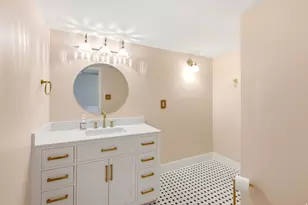 2220 E Murray Holladay Rd S, Holladay, UT 84117 - Photo 9