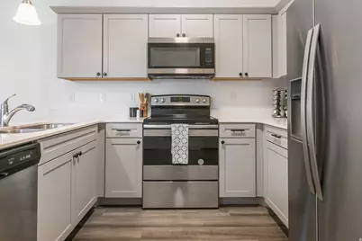 1454 N 3830 W #302, Lehi, UT 84048 - Photo 11