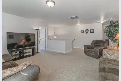6863 W Breeanne Pl, Herriman, UT 84096 - Photo 17
