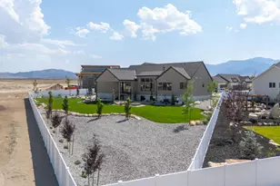 527 E Gilmour St, Grantsville, UT 84029 - Photo 57