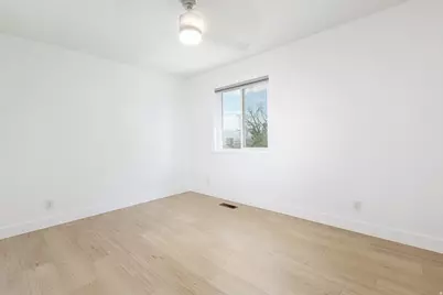 11906 S Woodridge Rd, Sandy, UT 84094 - Photo 25