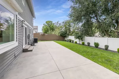 11906 S Woodridge Rd, Sandy, UT 84094 - Photo 33