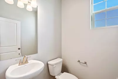 7067 N Obsidian Way, Eagle Mountain, UT 84005 - Photo 3