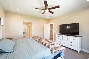 3044 S Edgewater Ln W, Syracuse, UT 84075 - Photo 21