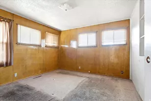 1350 W 1000 N, Salt Lake City, UT 84116 - Photo 17