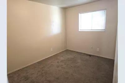 2384 S Derby St, West Valley, UT 84119 - Photo 21