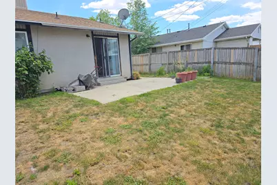 2384 S Derby St, West Valley, UT 84119 - Photo 7
