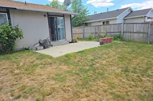 2384 S Derby St, West Valley, UT 84119 - Photo 7