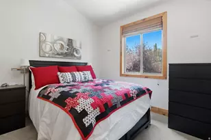 1337 E 4325 S, Salt Lake City, UT 84124 - Photo 27