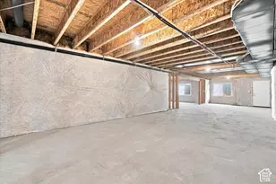 454 W 1025 S, Farmington, UT 84025 - Photo 79