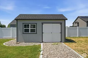 454 W 1025 S, Farmington, UT 84025 - Photo 35