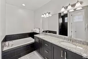 454 W 1025 S, Farmington, UT 84025 - Photo 67