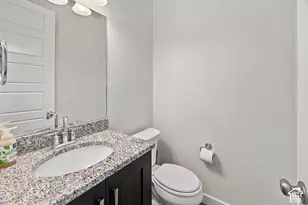 454 W 1025 S, Farmington, UT 84025 - Photo 51