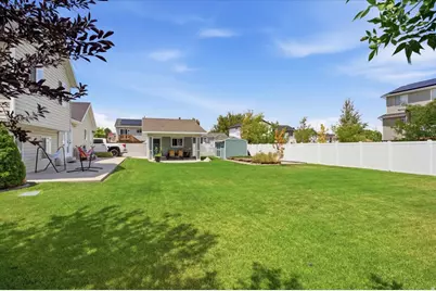 2902 W 2495 S, Syracuse, UT 84075 - Photo 29