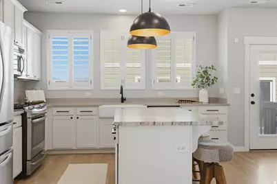 15230 S Cutlass Ct, Bluffdale, UT 84065 - Photo 9