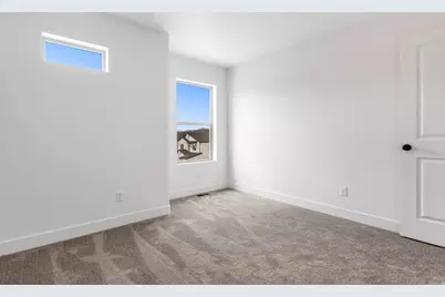 640 W Caroles Way #6, Tooele, UT 84074 - Photo 29