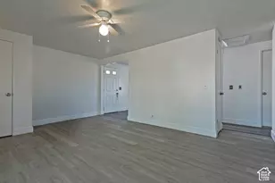 542 W 5225 S, Washington Terrace, UT 84405 - Photo 5