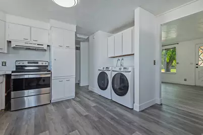 542 W 5225 S, Washington Terrace, UT 84405 - Photo 7