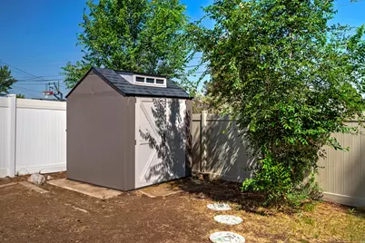 542 W 5225 S, Washington Terrace, UT 84405 - Photo 17