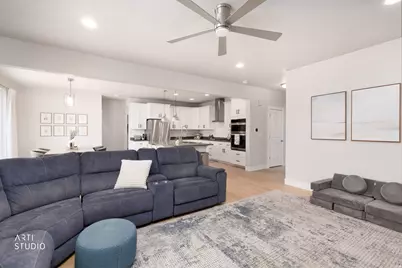 12206 S Croyden Ln, Herriman, UT 84096 - Photo 17