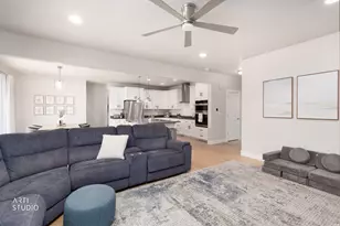 12206 S Croyden Ln, Herriman, UT 84096 - Photo 17
