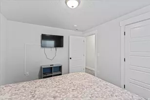 771 W Meadow Side Dr, Saratoga Springs, UT 84045 - Photo 27