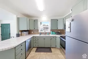 8 E 1600 N, Orem, UT 84057 - Photo 17