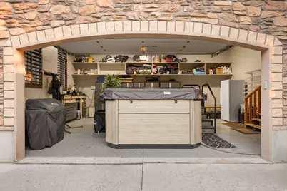3150 E 25 S, Layton, UT 84040 - Photo 53