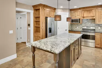 1902 S 1375 W, Syracuse, UT 84075 - Photo 5