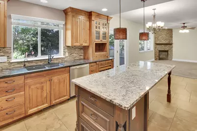 1902 S 1375 W, Syracuse, UT 84075 - Photo 3