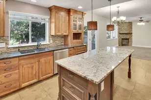1902 S 1375 W, Syracuse, UT 84075 - Photo 3